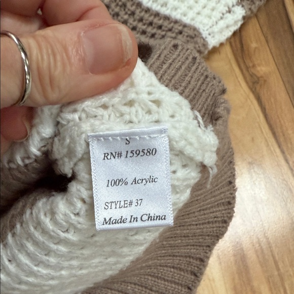 Pink Lily Brown and Cream Striped Sweater over sized - Picture 3 of 5